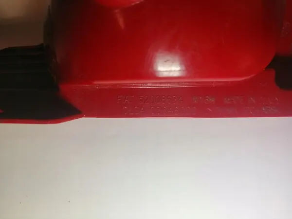 Luz trasera derecha Fiat 500 Lift 15-20 OEM 52008634 image 6