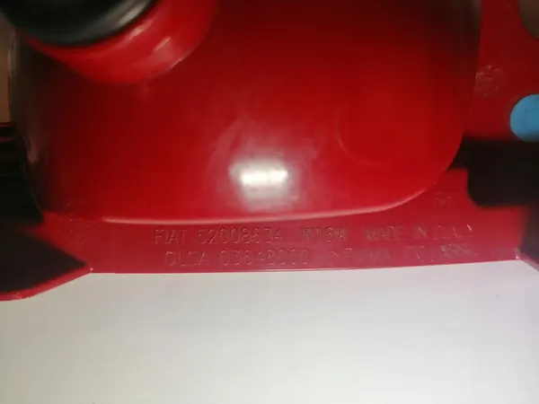 Luz trasera derecha Fiat 500 Lift 15-20 OEM 52008634 image 7