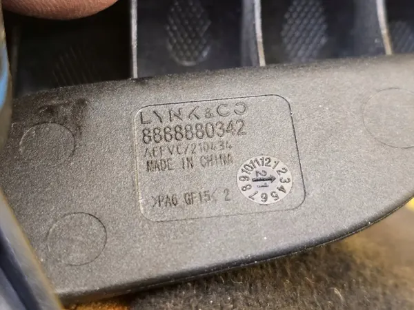 Lynk & Co 01 Konepellin avauskaapeli OEM 8888880342 image 7