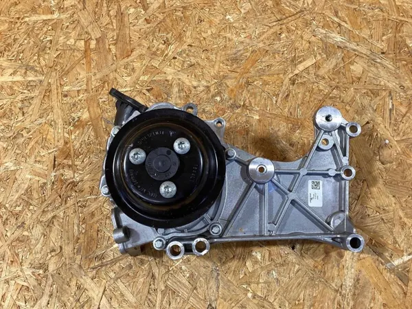 Vesipumppu OEM 0PB121010G Porsche 718 Cayman Boxsterille image 4
