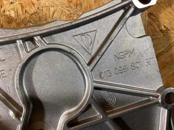 Vesipumppu OEM 0PB121010G Porsche 718 Cayman Boxsterille image 8
