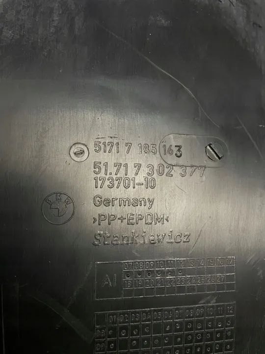 BMW 7 Series F01 F02 Front Left Wheel Arch 7185163 image 6