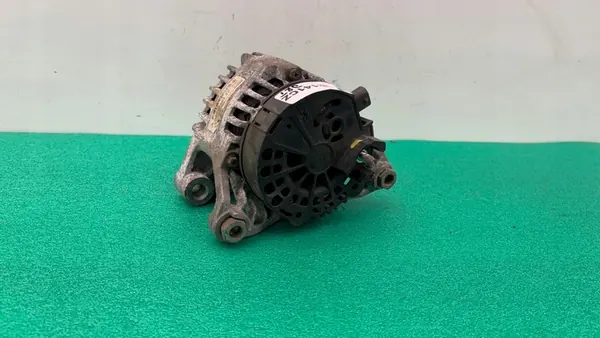 Vaihtovirtageneraattori Opel Agila Astra Corsa Meriva 13222929 image 3