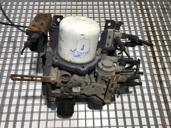 Secador de ar Volvo FH II 22358797 OEM image 2