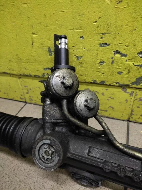 Mercedes-Benz Styrning A2104611101 image 7