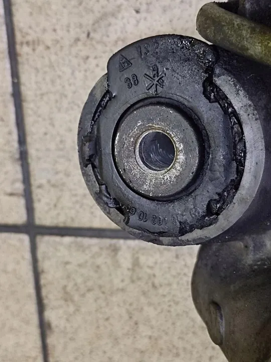 Mercedes-Benz Styrning A2104611101 image 9