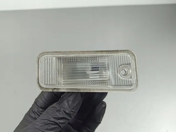 Feu de plaque Kia Telluride OEM 925012W000 image 2