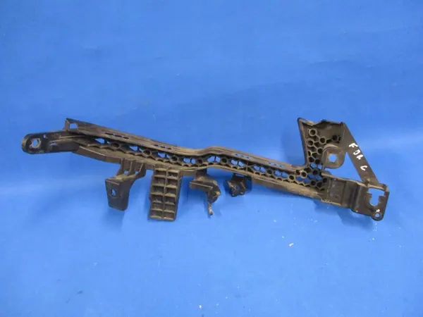 Support de lampe avant gauche SUBARU 57707SJ010 image 3