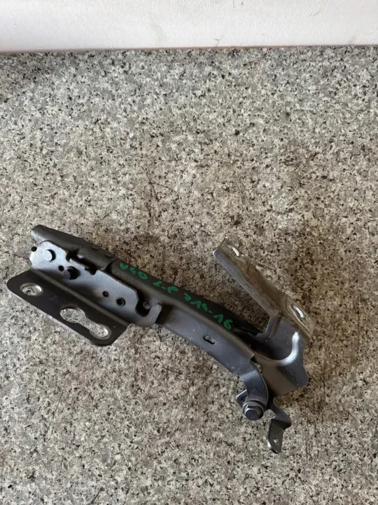 Dobradiça do Capô Esquerda OEM 31442084 Volvo V40 II 2012-18 image 2