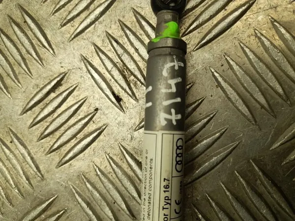 Sensor de proteção de pedestres Audi Q7 2018 4M0823823 image 3