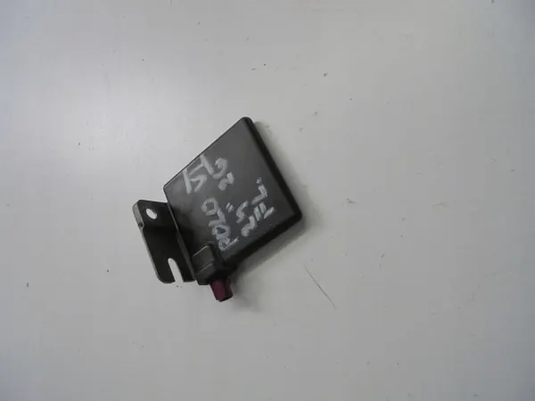 Keyless-Antennenverstärker OEM 3G9035534 für VW Passat B8 image 2