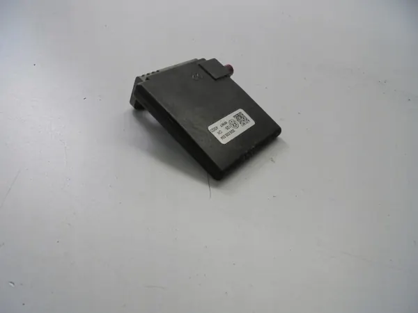Keyless-Antennenverstärker OEM 3G9035534 für VW Passat B8 image 3