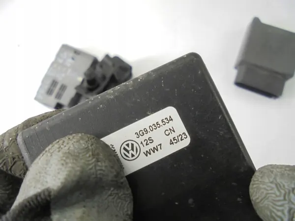 Keyless-Antennenverstärker OEM 3G9035534 für VW Passat B8 image 5