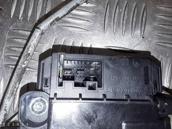 Regulador de janela VW OEM 5C5837462B - Usado image 4