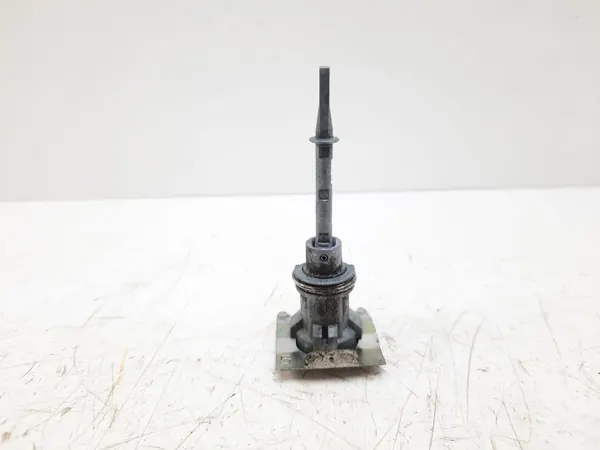 Peugeot iOn Schloss-Einsatz OEM MAM31045 - Gebraucht image 4