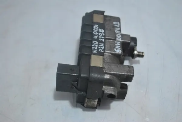 Turboaktuator OEM 6NW008412 für Mercedes W220 image 4