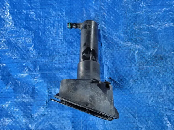 Soporte derecho de parachoques Opel Astra H OEM 13242184 image 3