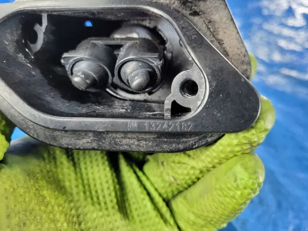 Soporte derecho de parachoques Opel Astra H OEM 13242184 image 6