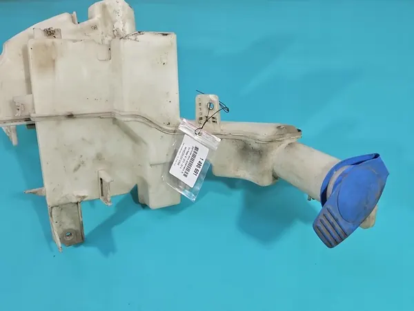 Pyyhkijännestesäiliö VW Passat B7 image 2