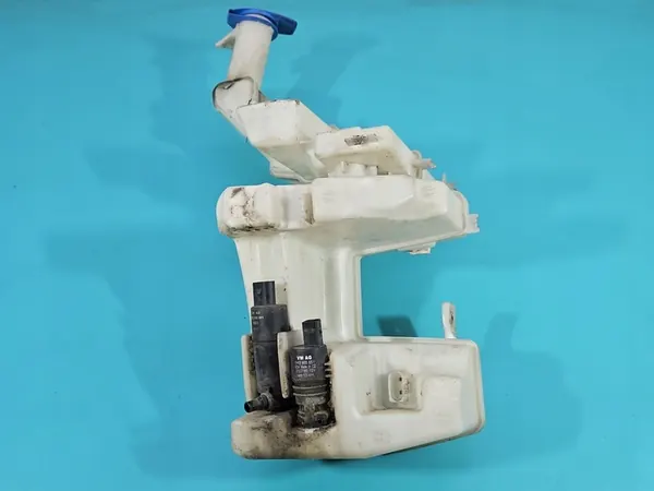 Pyyhkijännestesäiliö VW Passat B7 image 4