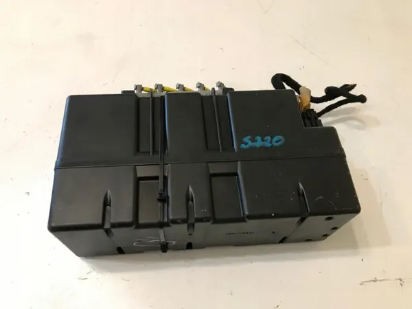 Mercedes W220 centrale vergrendelpomp OEM 0132006361 image 5