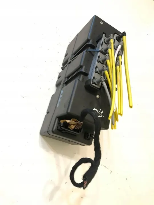 Mercedes W220 centrale vergrendelpomp OEM 0132006361 image 6