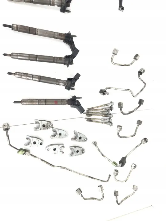 Conjunto de injeção de combustível Audi A7 S7 2013 OEM 0445010642 image 10