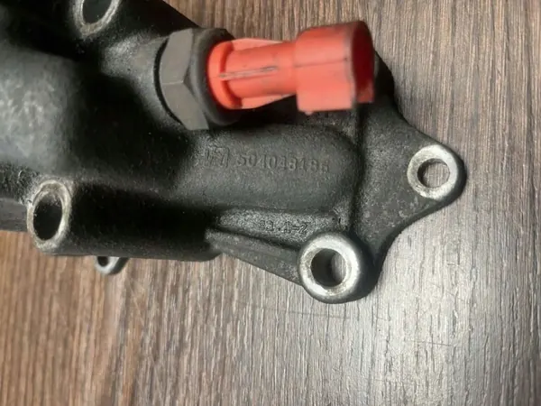Gebrauchte Ölfilterbasis Citroen Jumper OEM 504048186 image 9