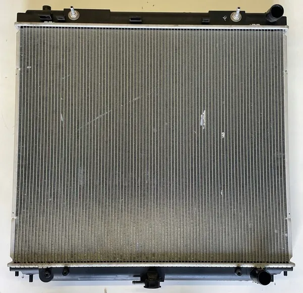 Radiador de agua Nissan Navara Frontier 2.5 DCI 2005- image 2