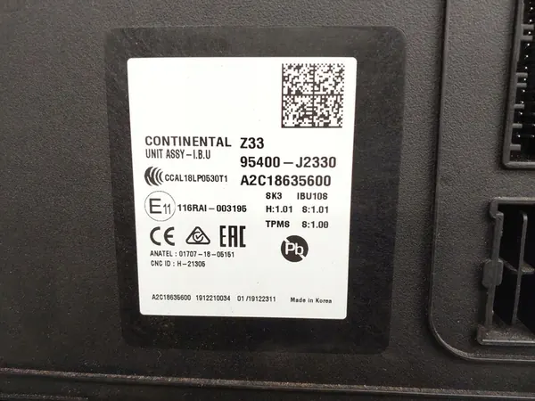 KIA Soul Besturingseenheid 95400J2330 image 3