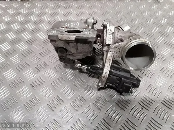 Käytetty BMW-turbolaite OEM 8631700 2-sarja F46 image 8