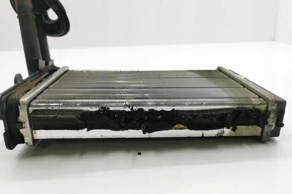 Verwarmingsradiator VW PASSAT B7 ALLTRACK 1.9L diesel OEM 8D1819031A image 7