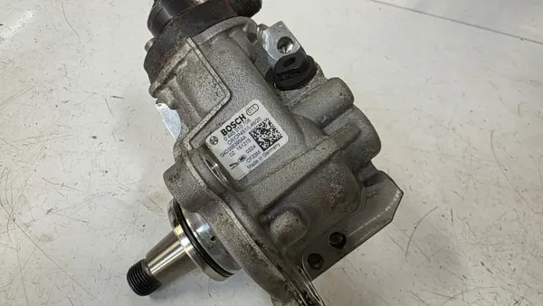 Jaguar XF X260 insprutningspump OEM 0445010706 image 2