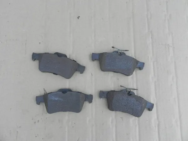 Discos e pastilhas travão traseiro Peugeot 508 I SW OEM image 3