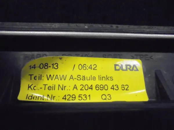 Mercedes GLK A204 etuikkunan tiiviste OEM A2046904362 image 3