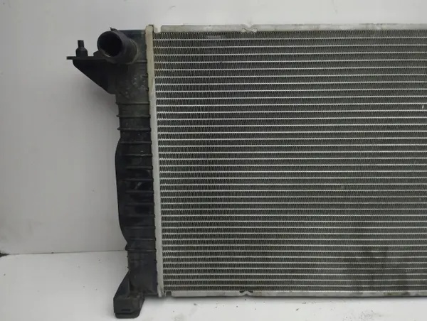 Radiateur d'eau OEM 60302A pour Audi A4 Cabrio 2.5L image 6