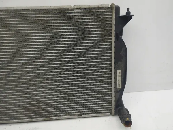 Radiateur d'eau OEM 60302A pour Audi A4 Cabrio 2.5L image 8