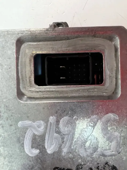 Módulo Xenon OEM 1307329066 para Audi A3 8P1 2005 image 3