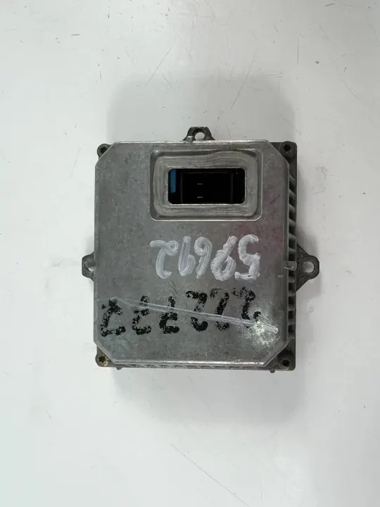 Módulo Xenon OEM 1307329066 para Audi A3 8P1 2005 image 4