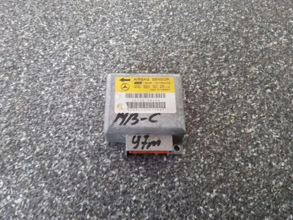 Módulo sensor airbag OEM 0008208026 Mercedes-Benz image 2