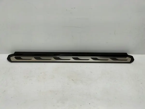 OEM PW388-16002 Estribo esquerdo Toyota RAV4 image 2
