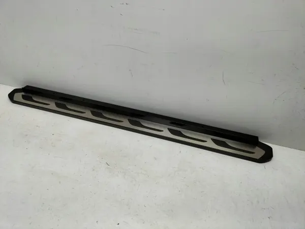 OEM PW388-16002 Estribo esquerdo Toyota RAV4 image 3