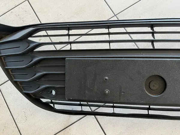 Griglia paraurti anteriore TOYOTA YARIS H/B XP150 2017 - 2020 OEM image 4