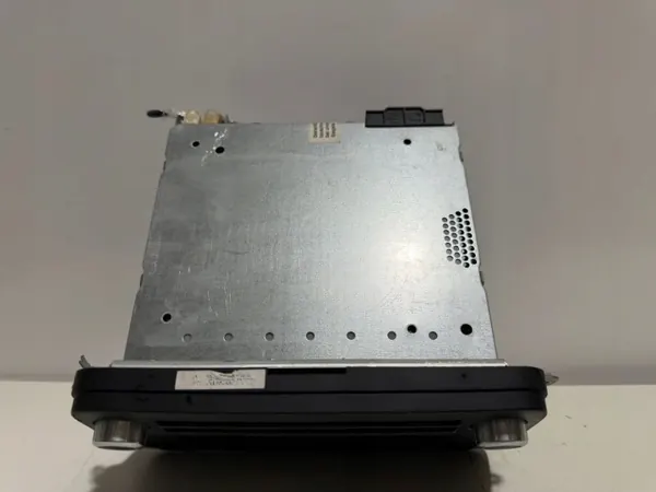 Radio OEM LO 464053 usado para VW Golf Plus 2004-2013 image 9