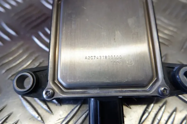 Toyota Yaris Cross 2023 Voor dodehoekmodule OEM 881620D010 image 8