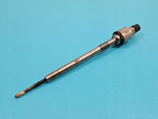 Hehkutulppa OEM 55564163 Opel Insignia A 2.0 CDTI:lle image 2