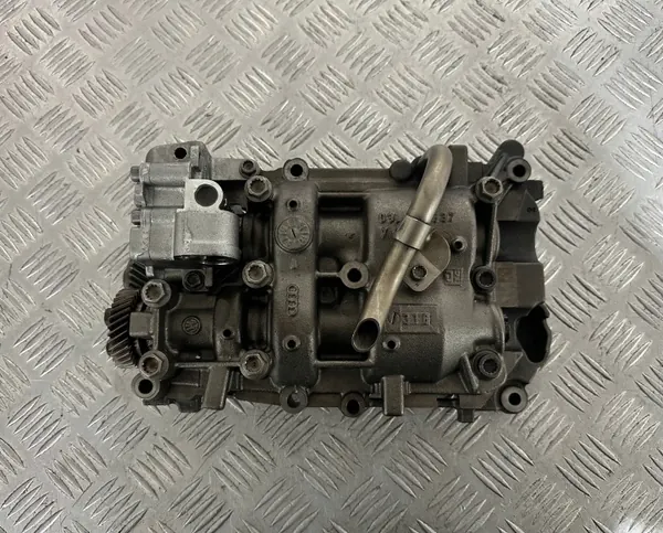 Audi A4 B8 2.0 TDI CAG Ejes de equilibrado + Bomba de aceite OEM 03L103537 image 2
