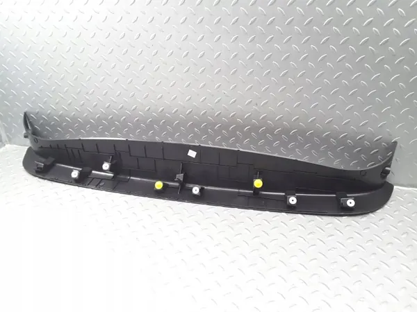 Joint de vitre hayon Citroen C5 Aircross OEM 9817324977 image 3