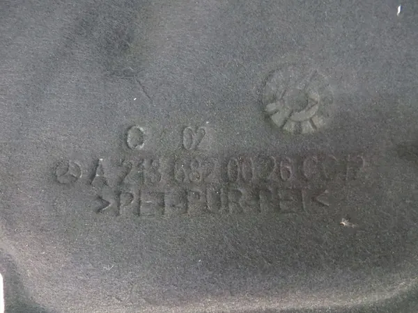 MERCEDES W213 ISOLAMENTO COFANO A2136820026 image 5