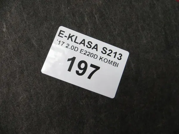 MERCEDES W213 ISOLAMENTO COFANO A2136820026 image 7